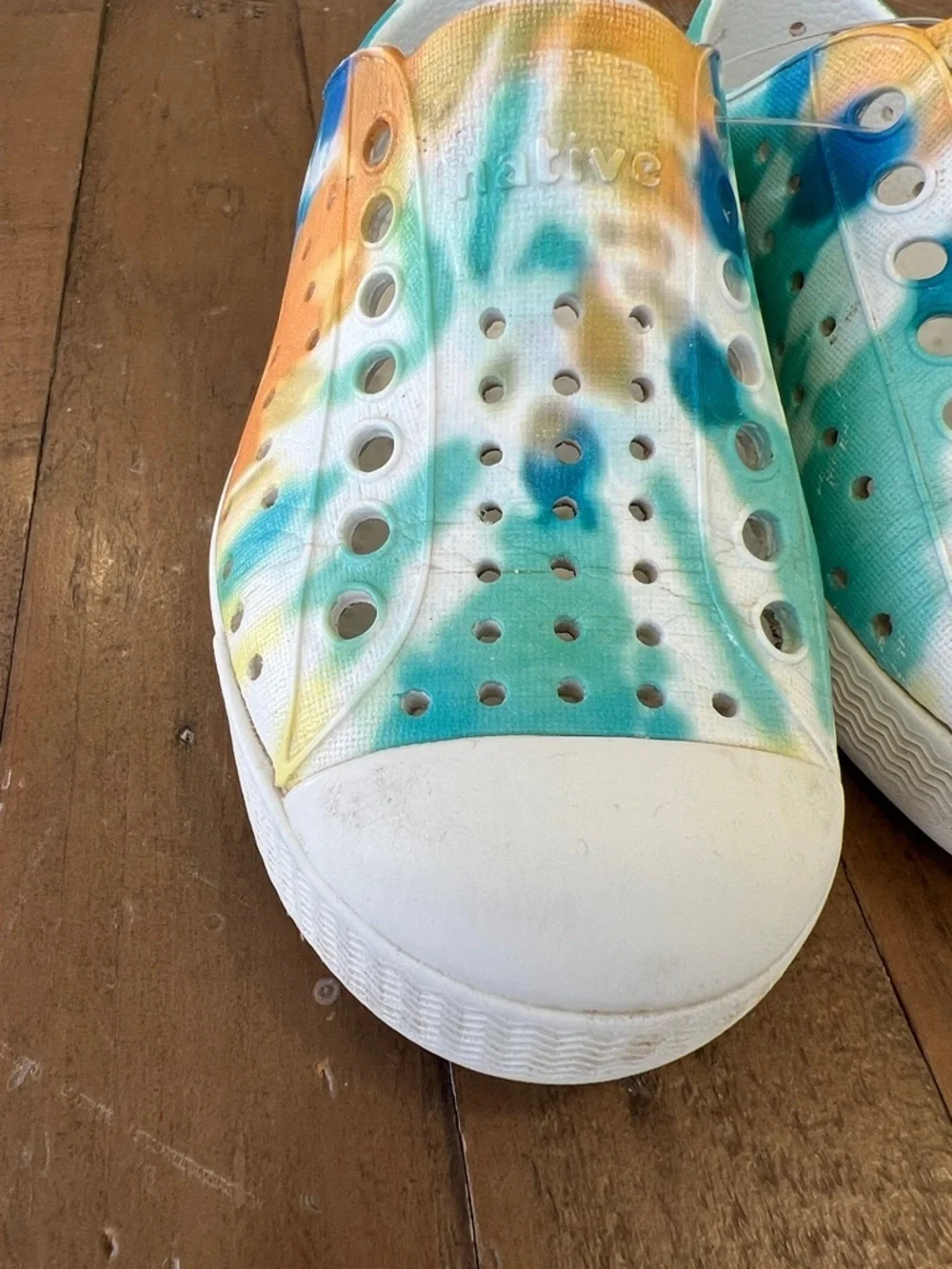Native Jefferson colorful tie dye slip on Waterproof sneaker sandals kids 8